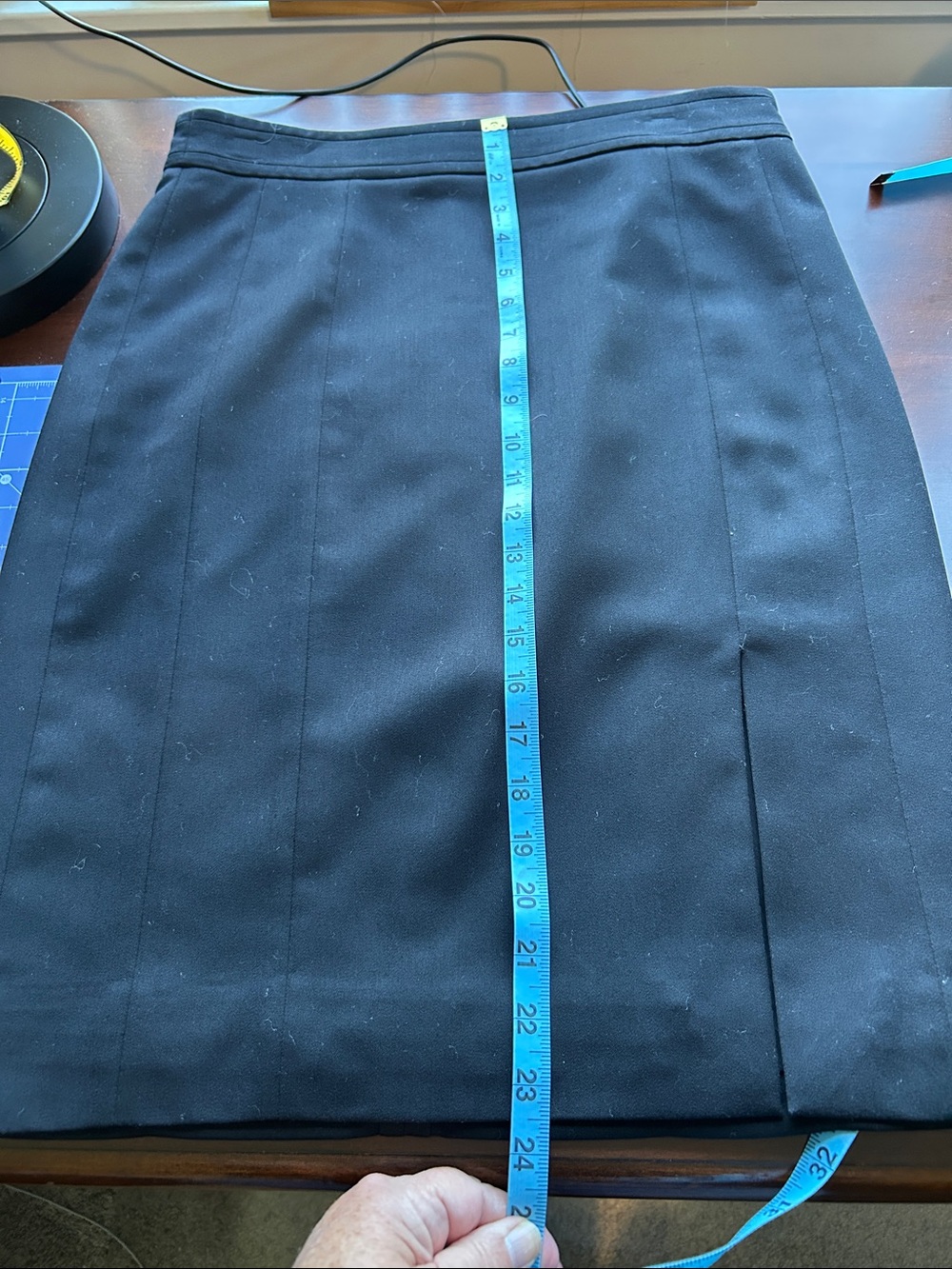 White House | Black Market pencil skirt black fully lined size 8 zip on back